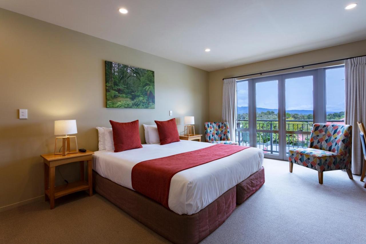 Te Weheka Boutique Hotel Fox Glacier Eksteriør billede